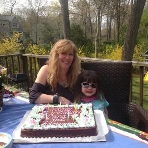 Meet your Posher, Adrienne